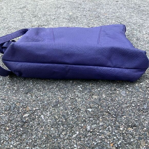 Empress, Vintage Purple Embossed Leather Shoulder Bag, Ruching & Tassel Accent - Picture 9 of 15